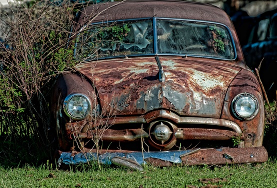 Photo Gallery: Abandoned Cars and Trucks